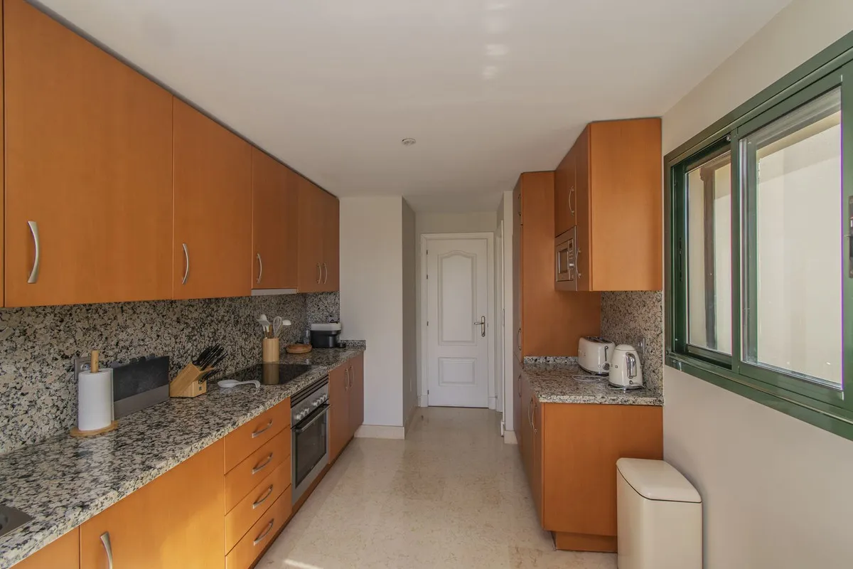 d44ad030-87b3-47b2-b8dd-f4fdb9ff98f8