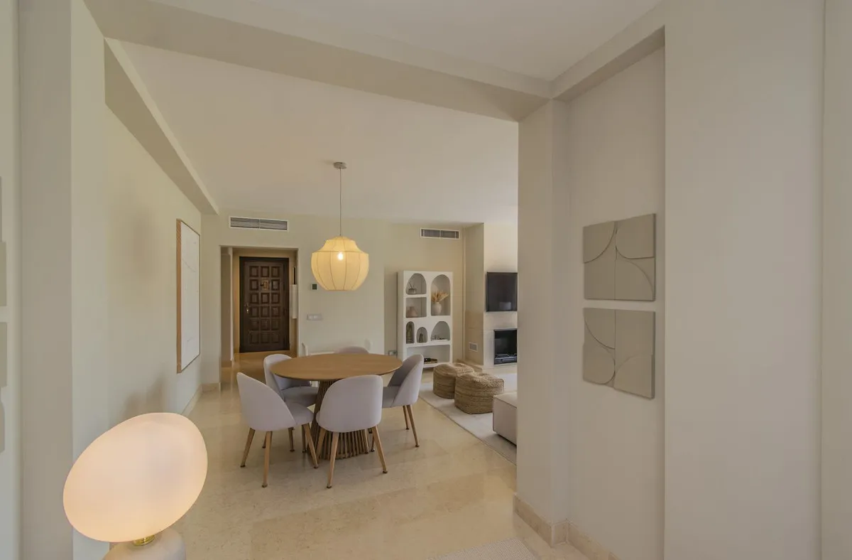 e4314f73-9c43-4f7f-a0de-adba7672791f