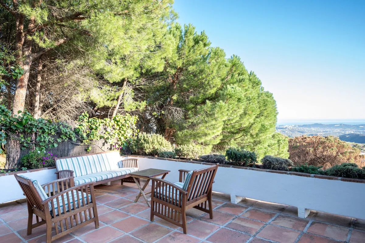 070cbb2b-bf21-4a1e-96fb-f43de51342e9