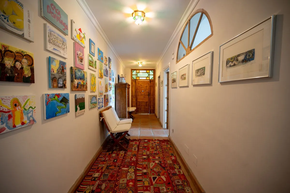 72ffe691-6c03-4dad-ad66-7a64e3b2cc47