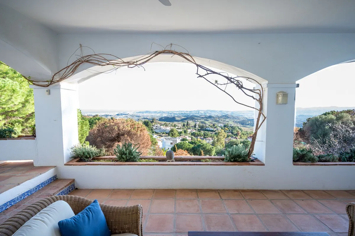 a58fca03-170f-4c61-ba4a-4554f564d118