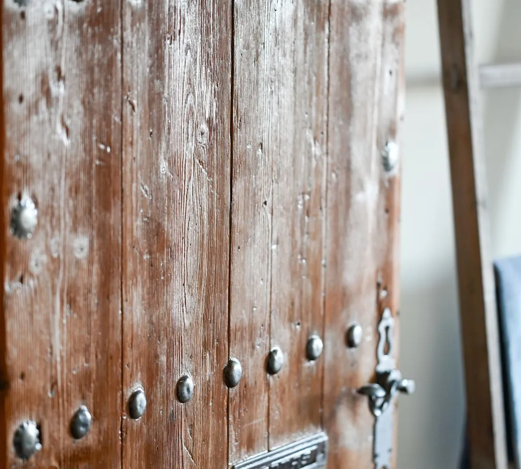 f56e188b-58b3-4cb7-956b-6d5125034261