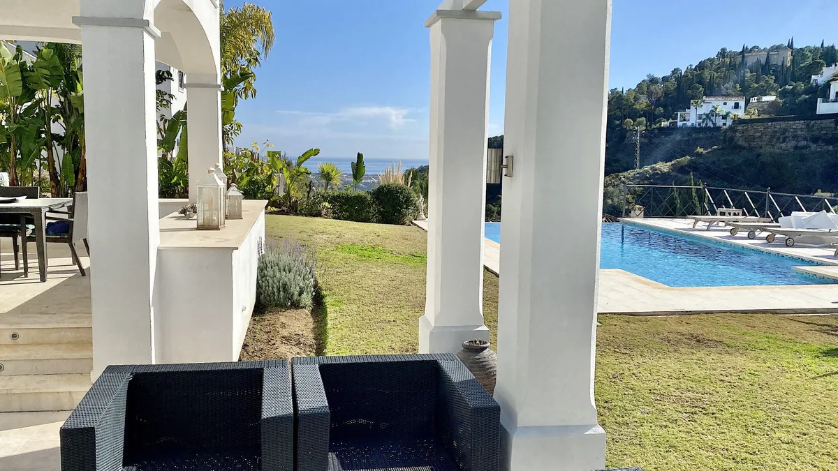 a384092d-5d1a-4508-bac4-d24d1a4436f4