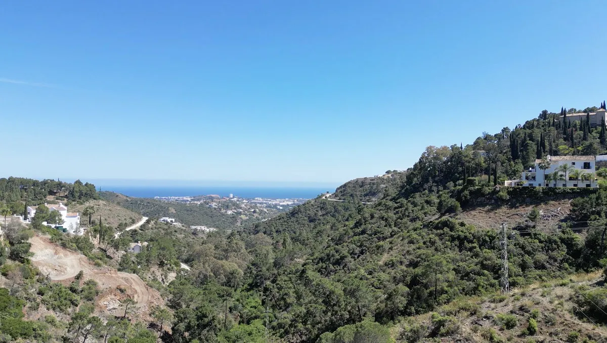 a3b195d4-f6c4-4de7-8b0d-b8cf5be6e0af