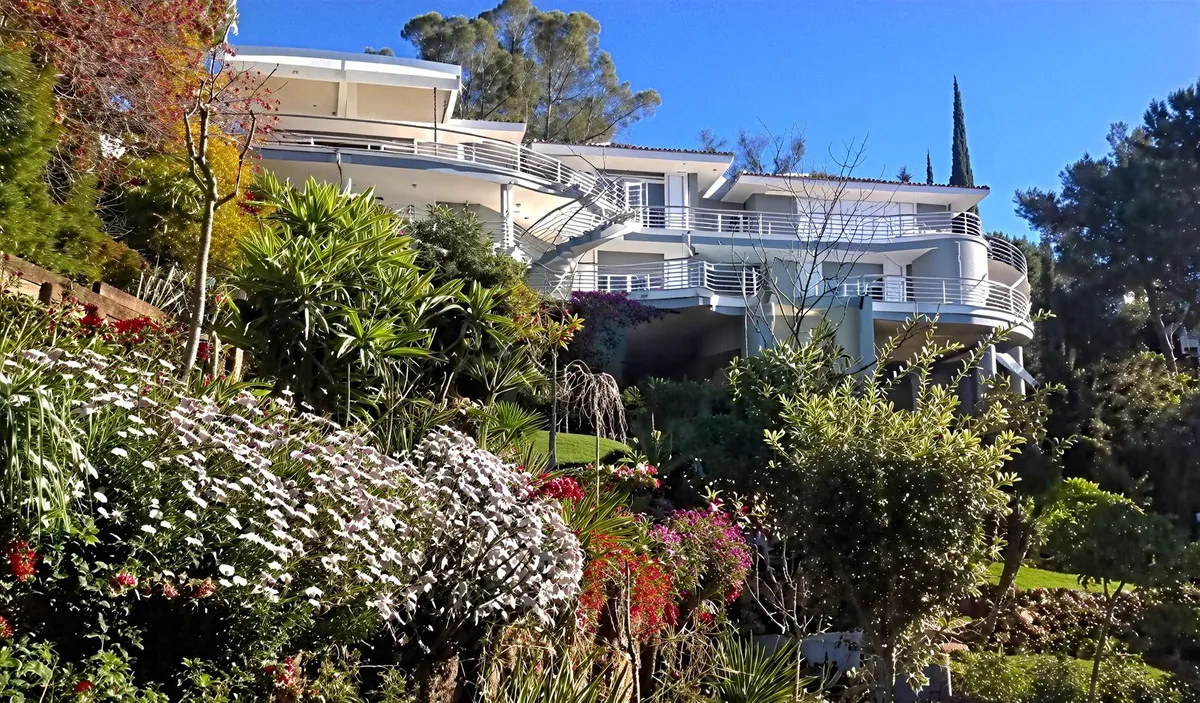 1ad66912-dd0e-4672-ac20-356d2034002f