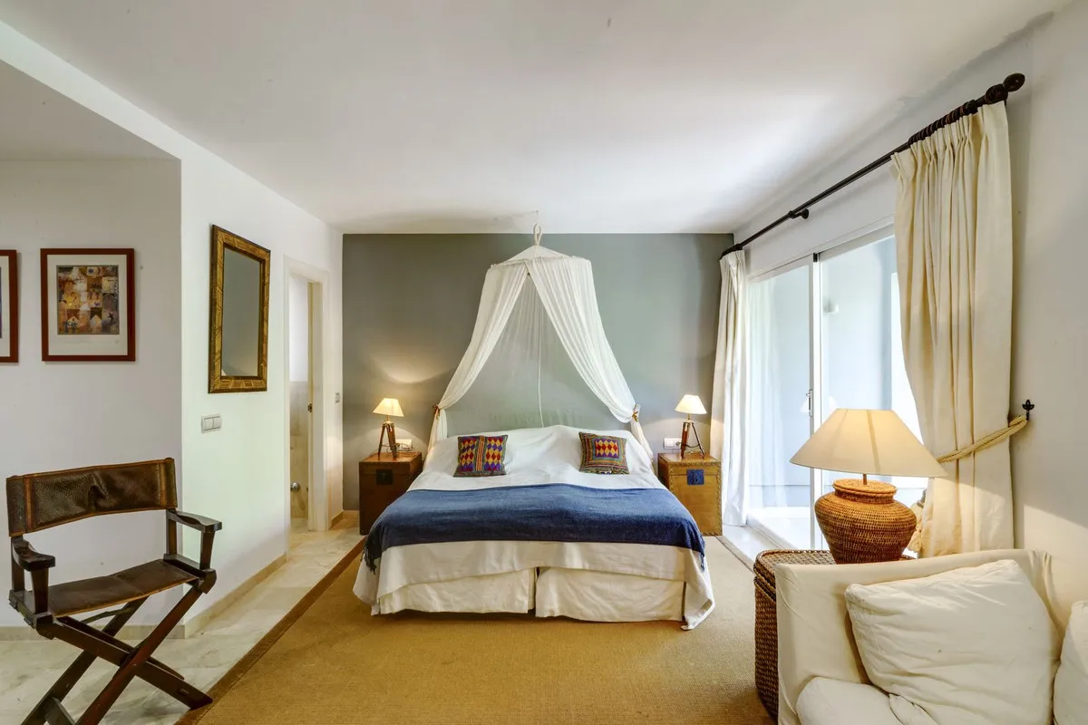 48ceb9d8-0f22-4a27-8522-c164b16e5530