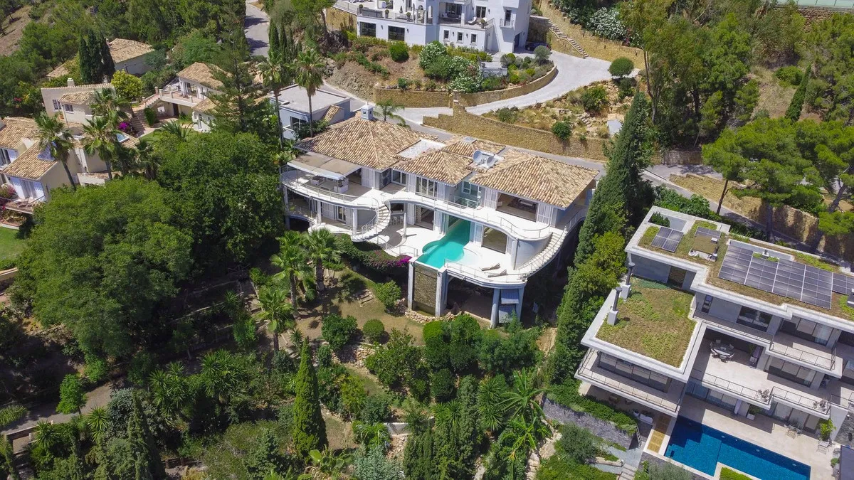 a0a64436-8019-4b49-930c-5e8822f4437c