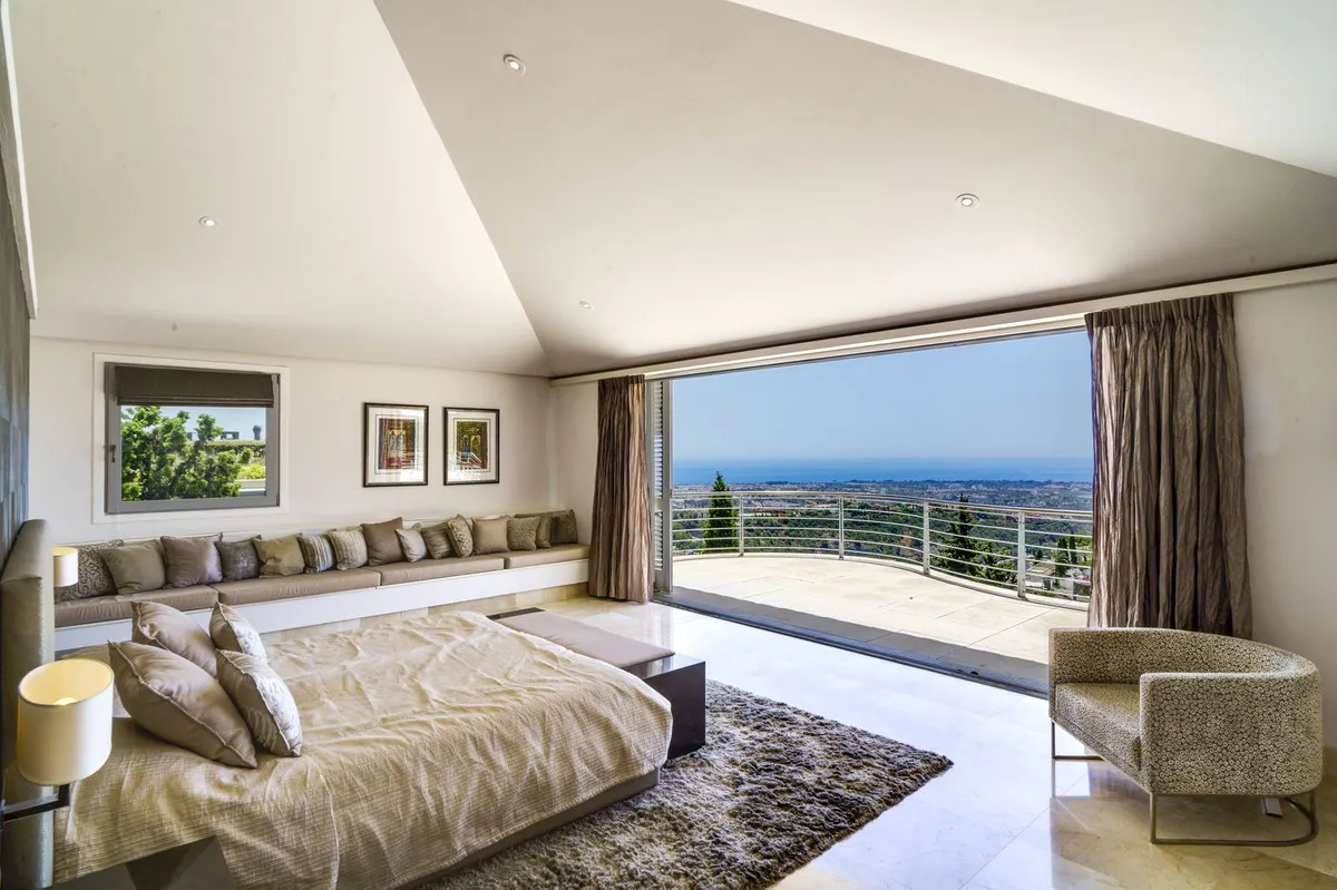 b4afb5b2-4063-478b-95ed-22cabd4bf0f7