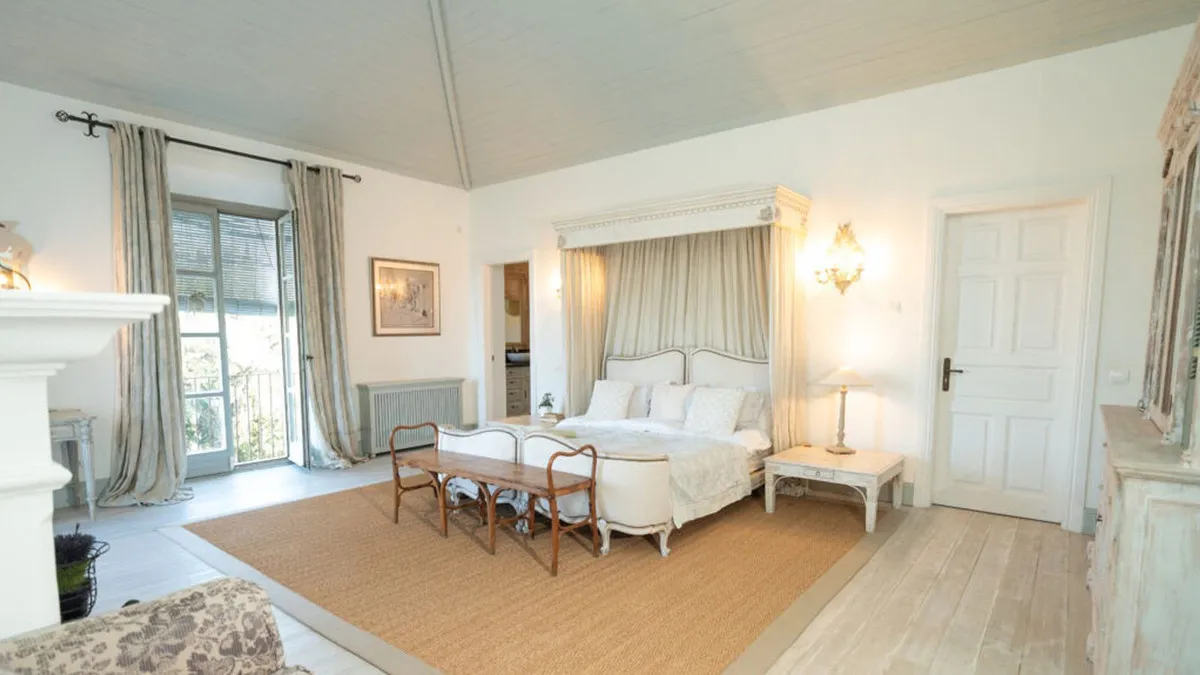 bf66750c-1d93-4ea0-804a-a9d0c1b85e0c