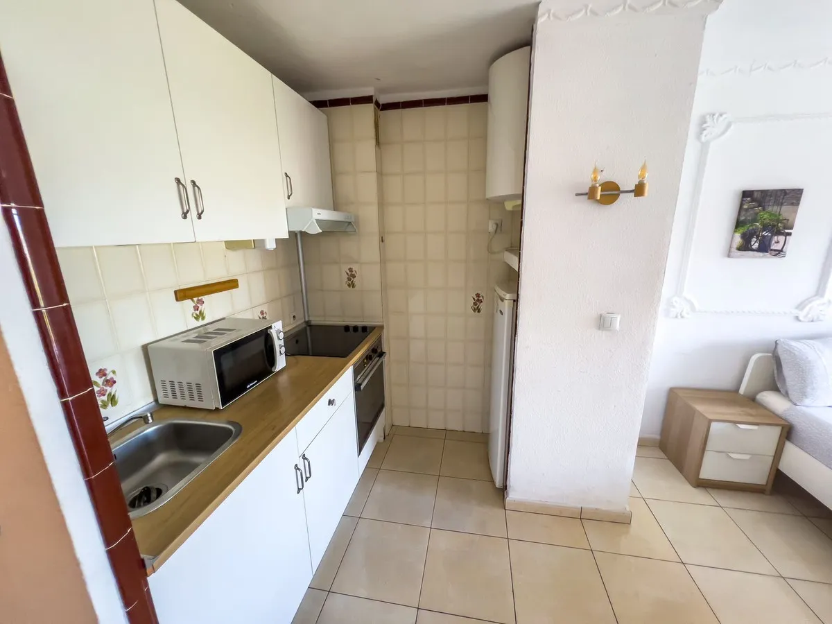 5ebb5471-58c4-451f-8220-2ad61668599e