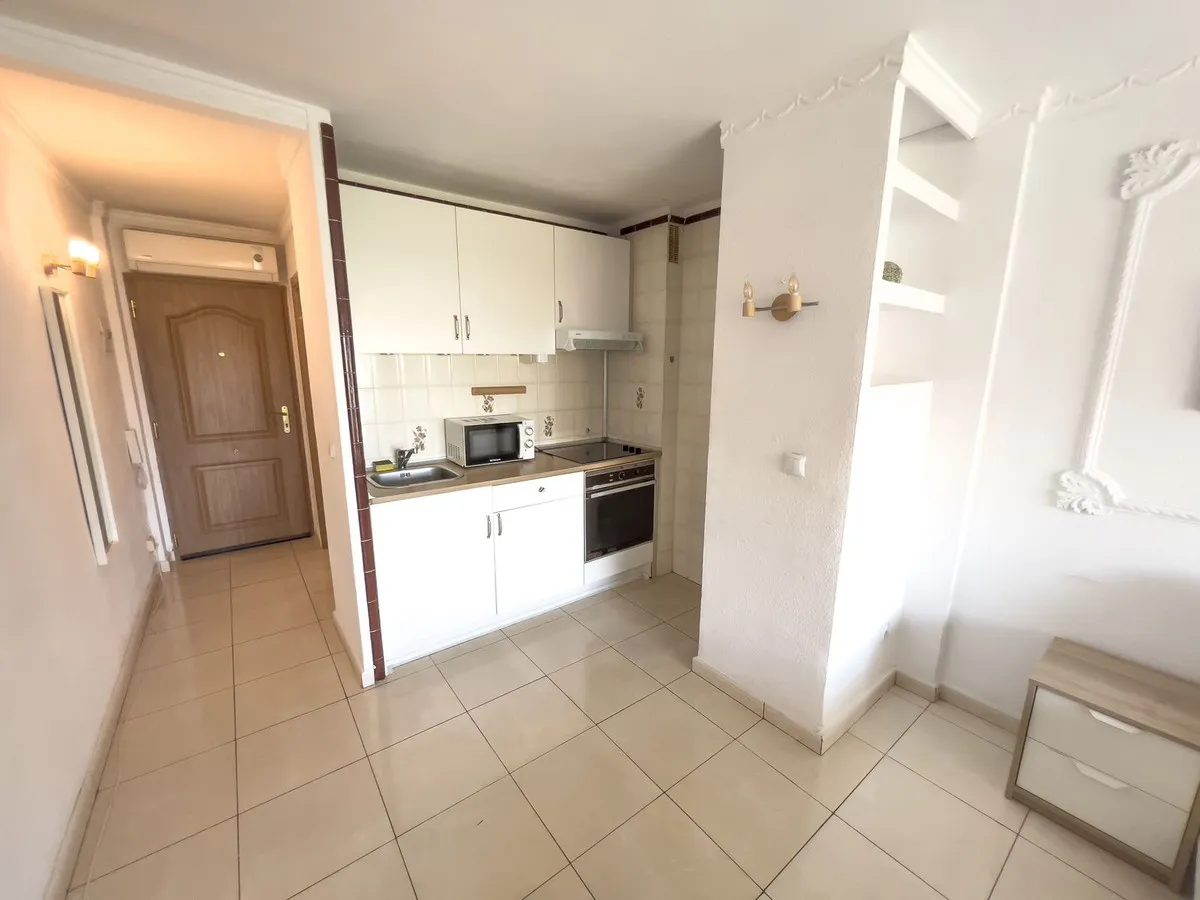 d5af167e-a4d0-468e-8484-59af566a32a8