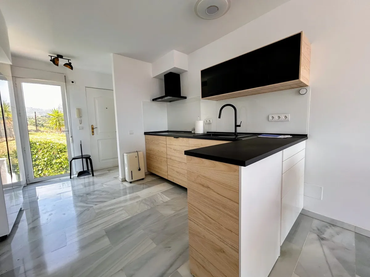 06e22429-d4d0-4a14-904f-68f5698b3736