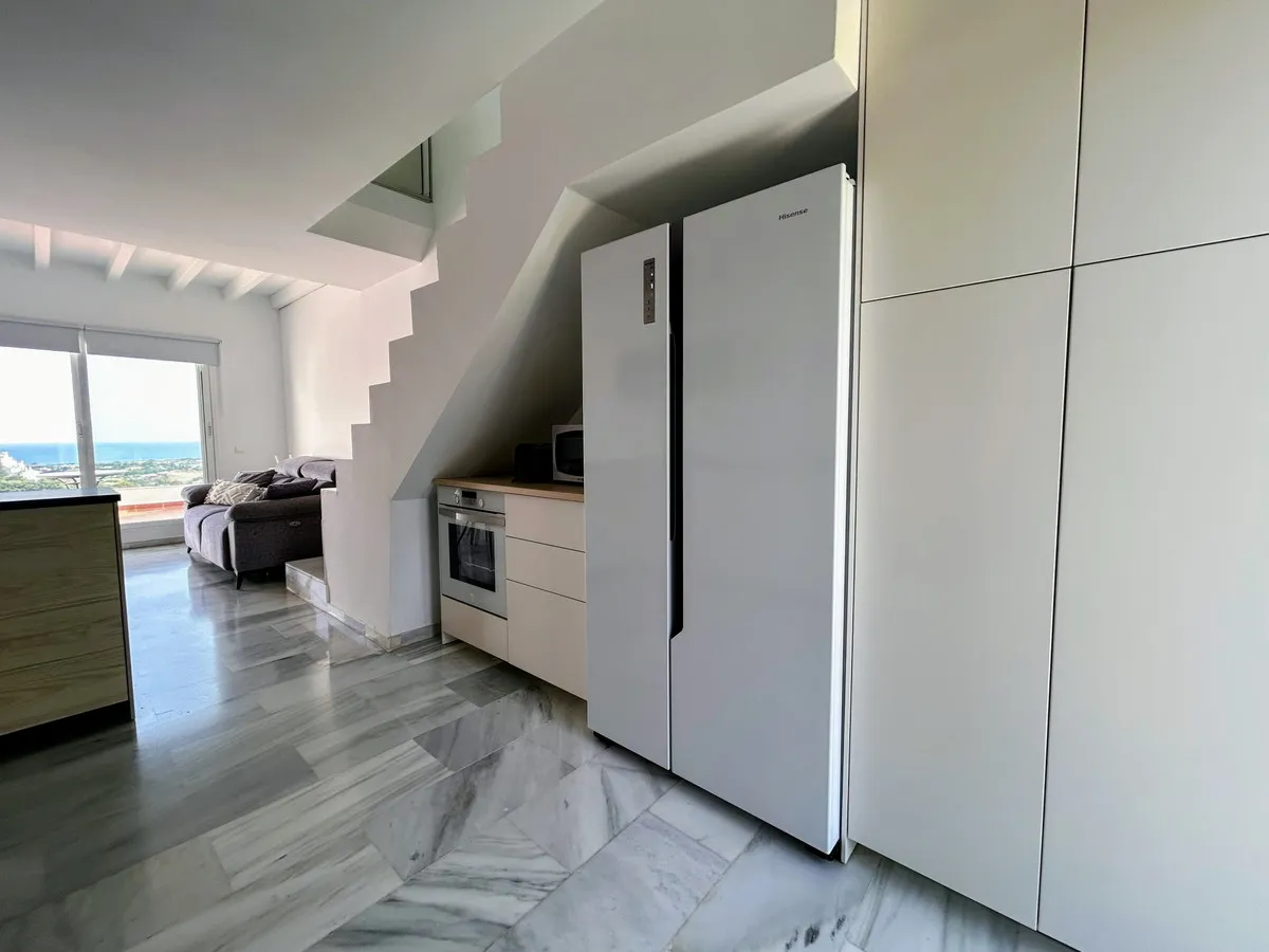 646ef9c5-6db8-4a37-b02e-ade21b2add92