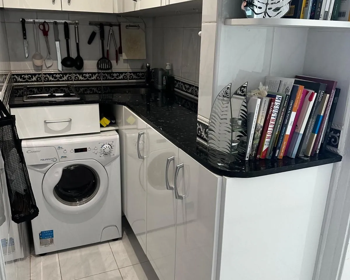 2b59ef06-5137-48f8-b05c-6cea576fb251