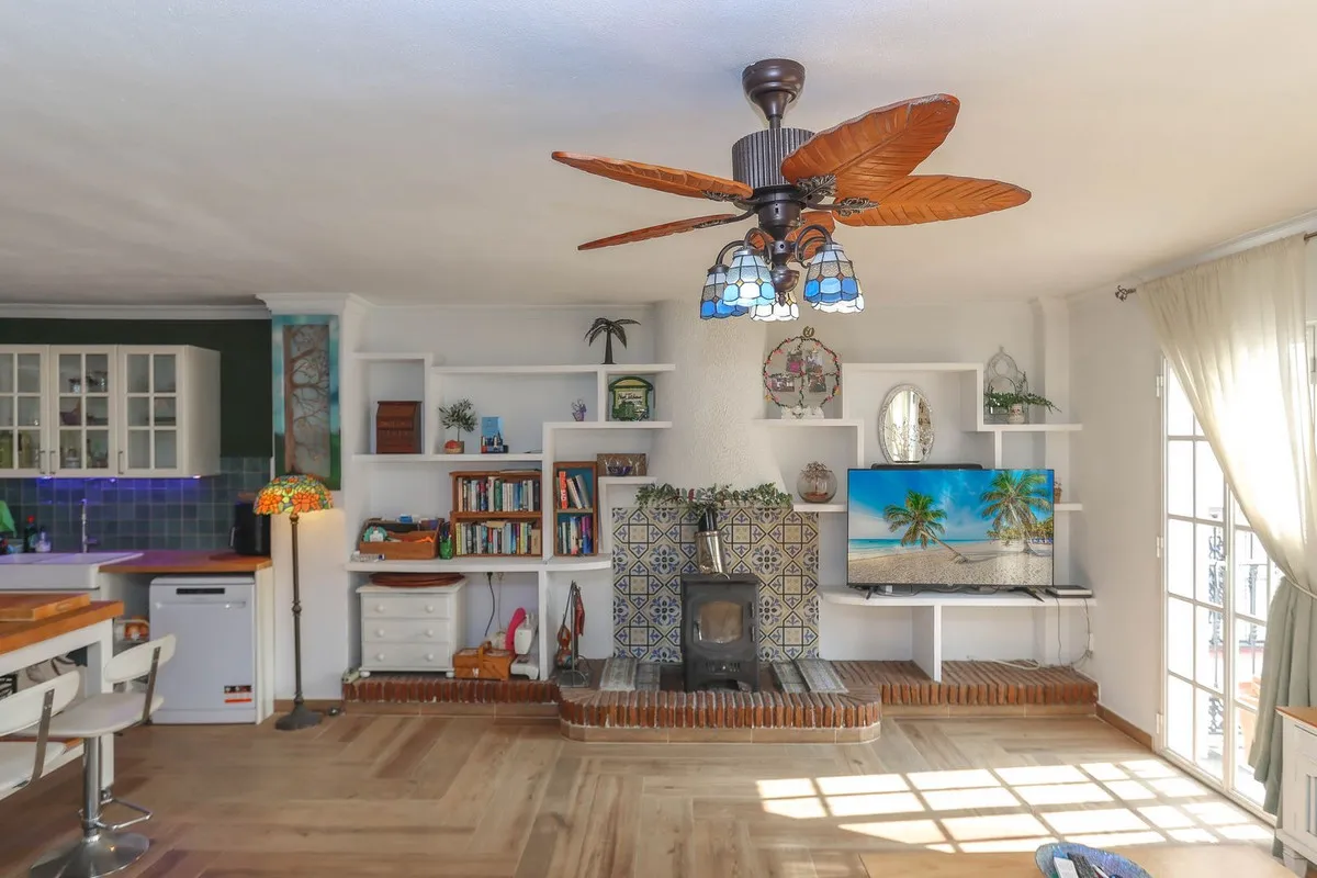 6e83a4e3-2518-4564-925f-d40b9d072a2b