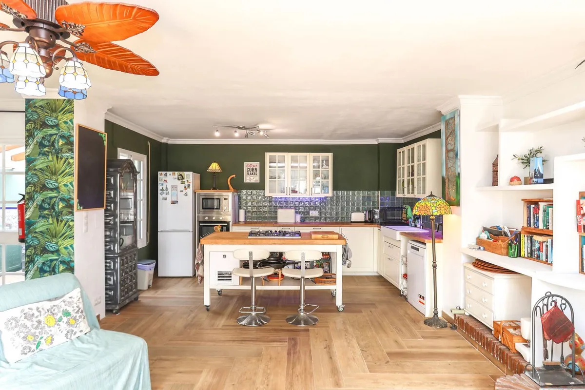 88dbc7a8-15fb-458a-8909-020c8958e505