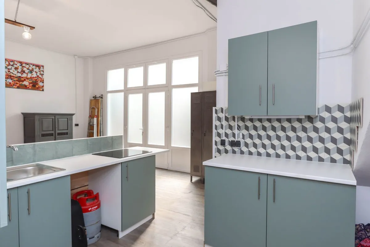 b3e3e295-96f5-4fdc-a42a-3740d98f26c8