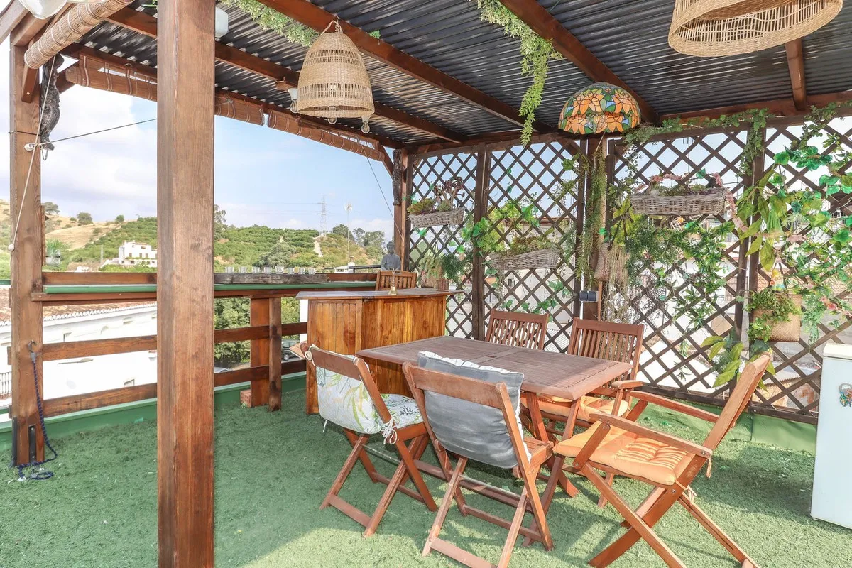 f9d573bc-eb1a-43b1-91d9-ace99582e1f9