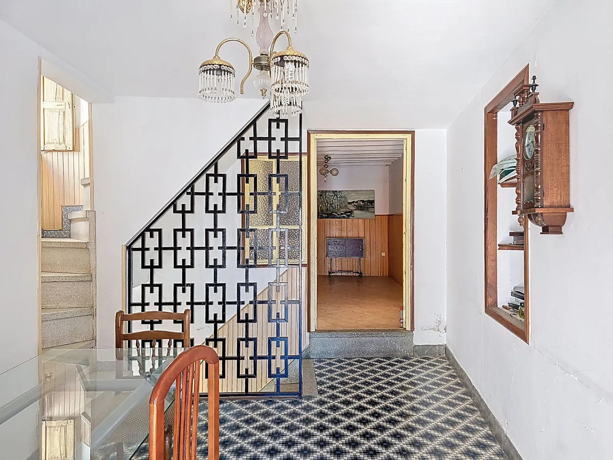 9a4eaa68-9413-4bb8-b007-897593a961d8