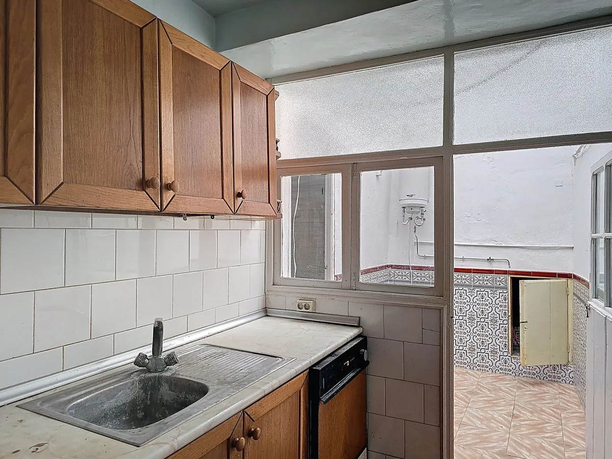 9caec99a-a309-4a1b-96c2-f9597606369a