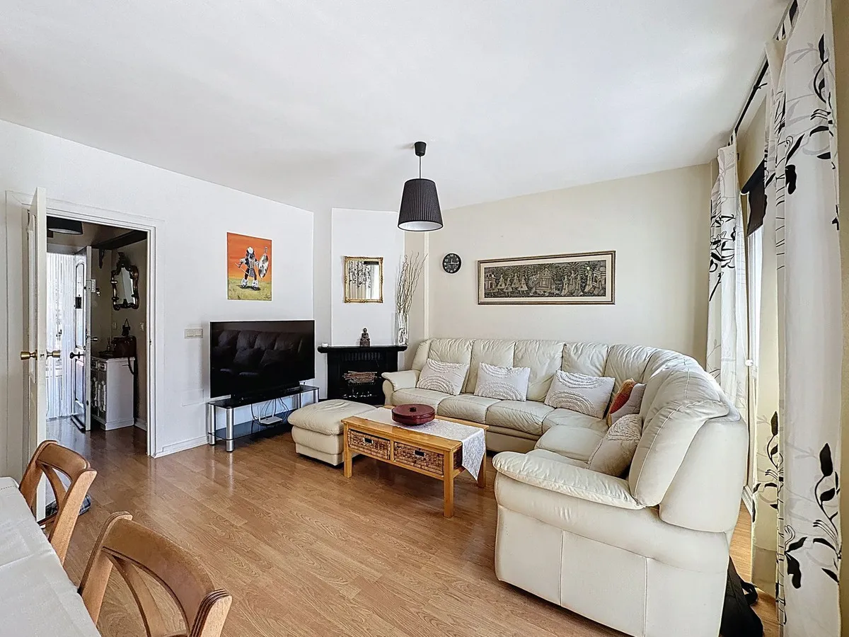 04217b09-45e8-4ddb-8202-5d38e6095819