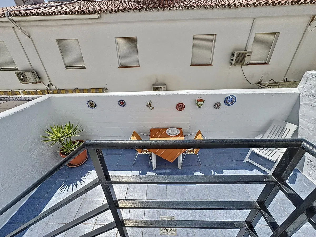 0872a8d6-fc73-44e8-935c-a81d1169e709