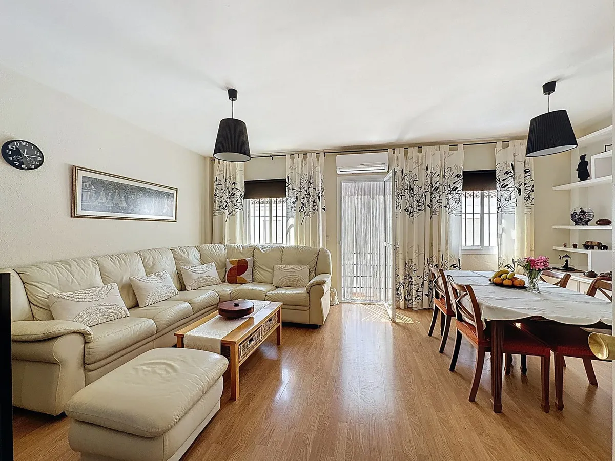 4e43352c-315b-4d9c-b420-43468b17f385