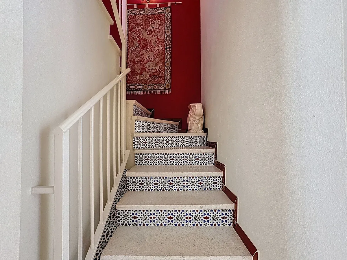 a2203495-4756-4504-bc20-2fb8a88ec229