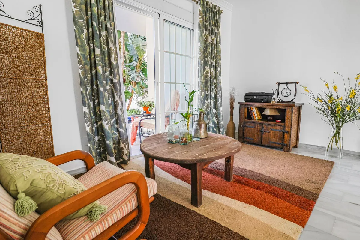 1cecba3f-f2e7-4462-8142-df5448a1fbda