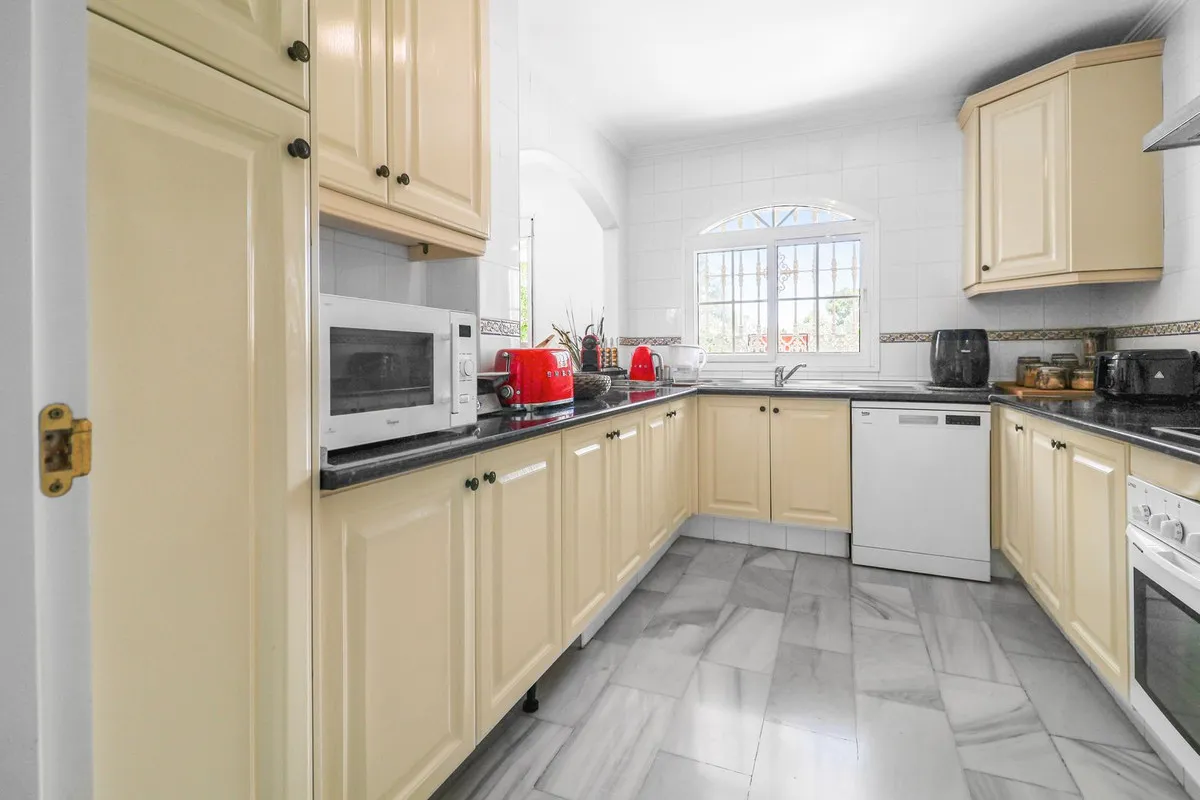 3d1c69a9-5a64-4ab4-81ae-8183b050c8a7