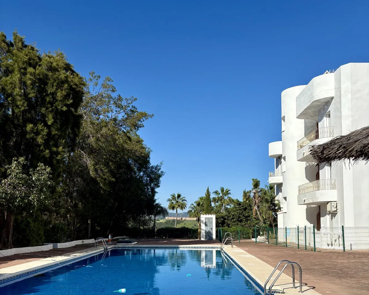 c040ab5f-8086-4a3f-b7b8-17557466ce04