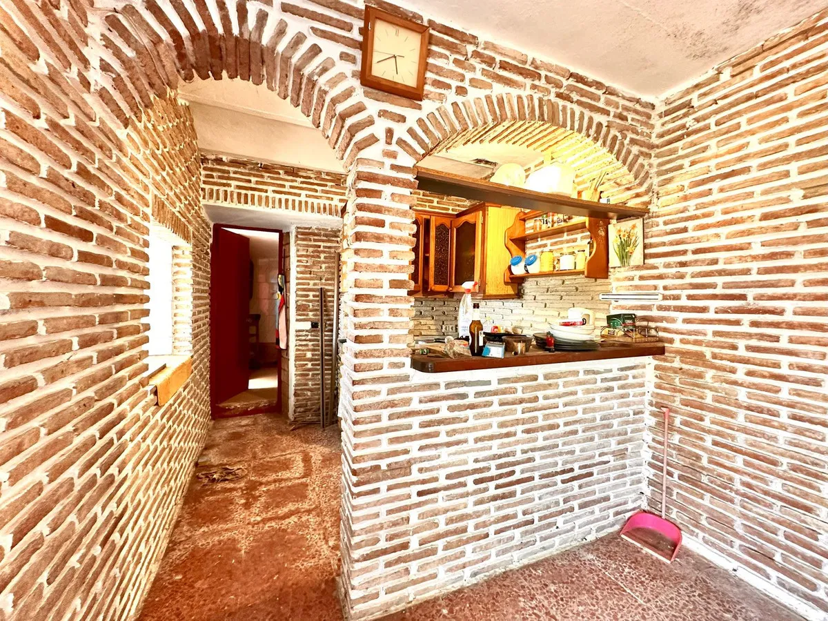 7d889abe-9256-4a8c-862a-8db07271ee1e