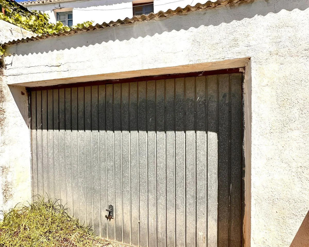 c7cf32c9-2ee0-424f-939c-956595e9372d