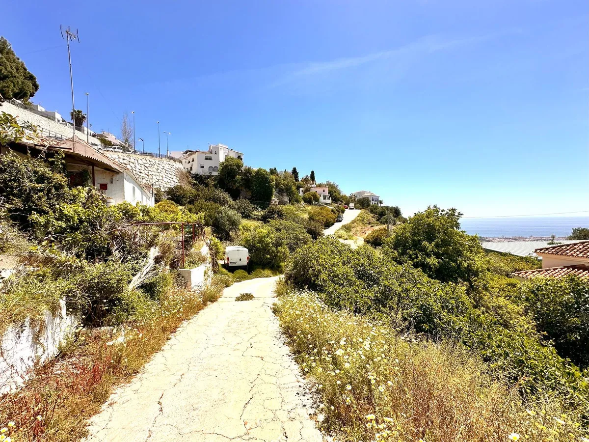 f8d89a3b-840b-43a7-9efa-8a15e3e2b2ac