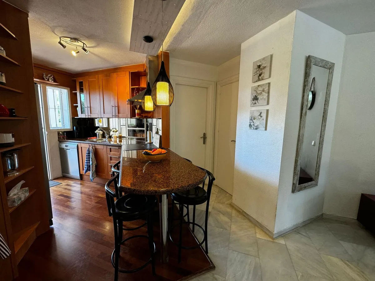 3240a1aa-59e8-4b70-a4b6-d044d69c1aab