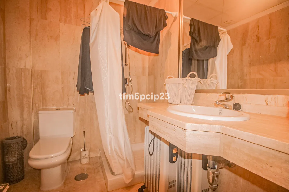 e582c0ae-966b-4bff-bb45-d897ccb367e4