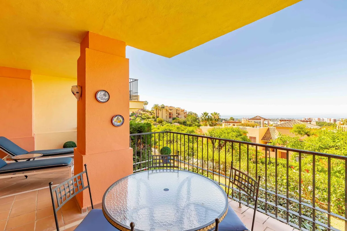 46f75925-8035-4640-bb96-804b83613ff8