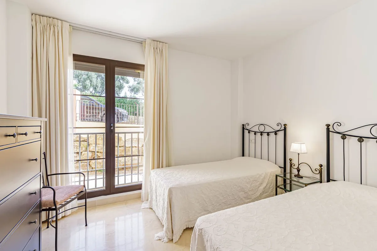 c417b7a0-0dd6-490d-863e-f3f28742783a