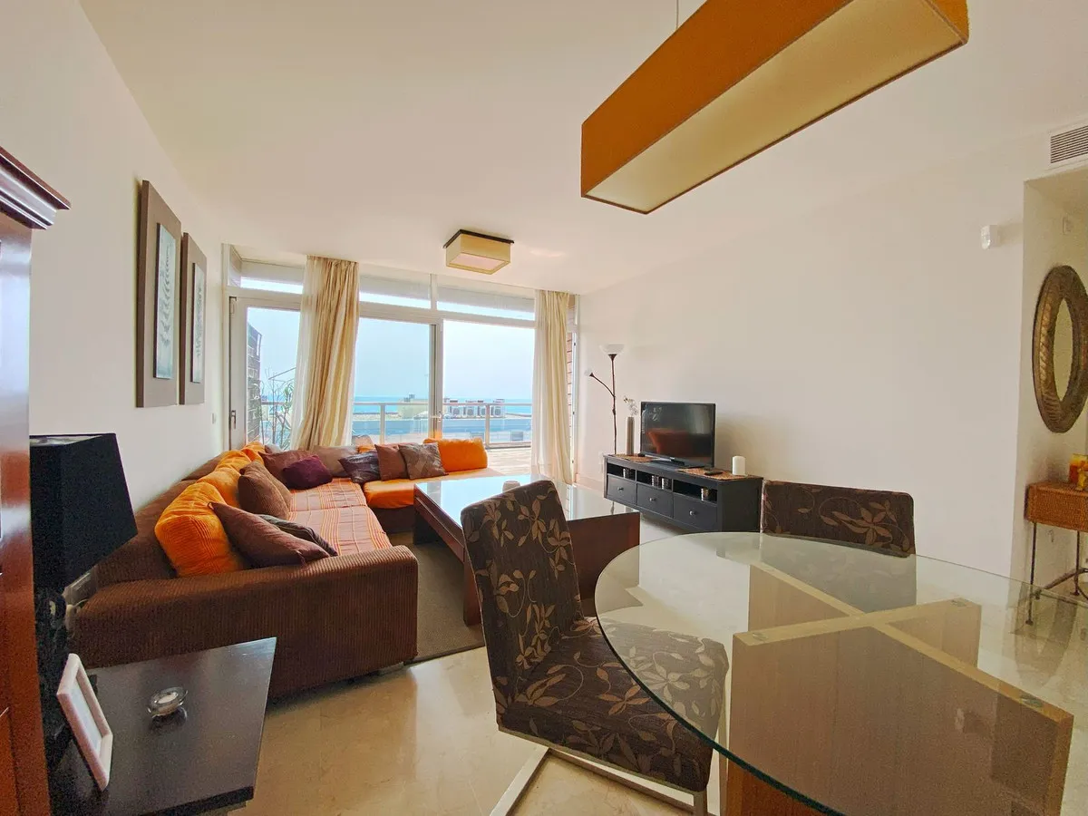 d5afe619-4b49-43a2-b192-e37d2b71eb04