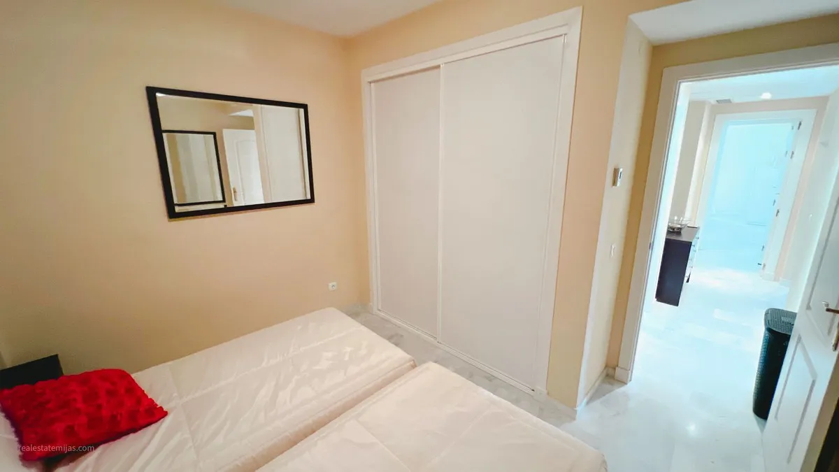 060574ef-f158-4ed1-a107-1f9796ecf99f