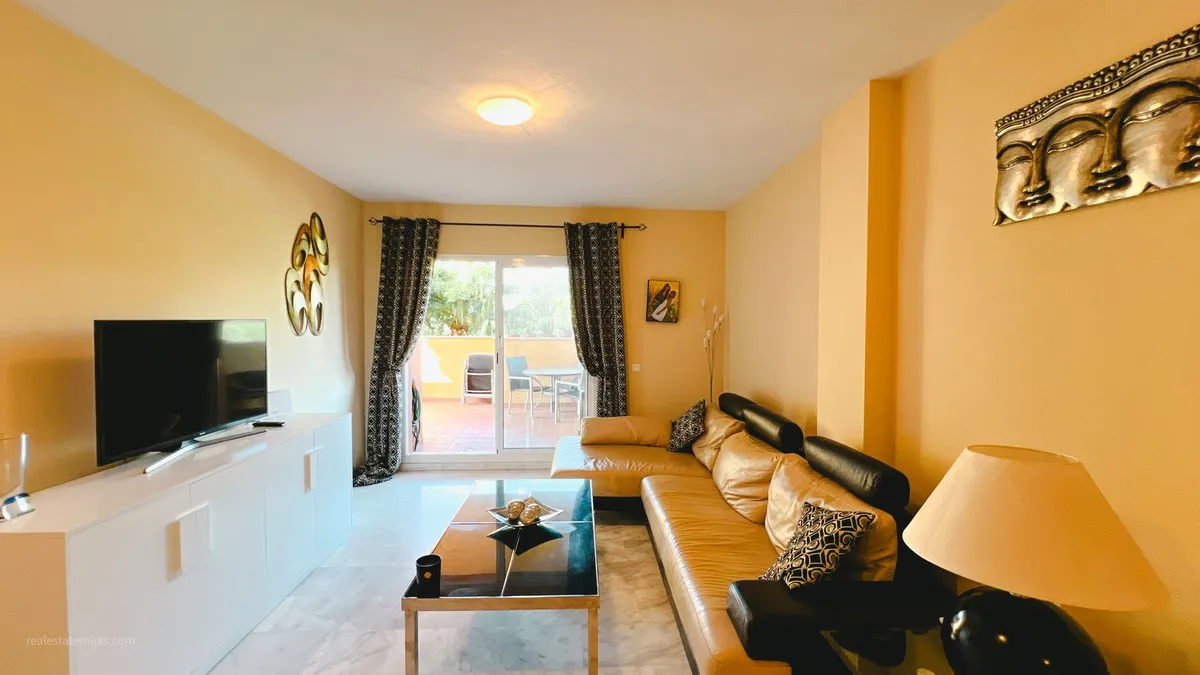 e168794c-2c7f-4d54-becb-9766358fffac