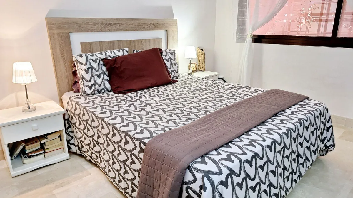 f1eadb37-3938-4f04-8ee3-b0488f9ad2ba