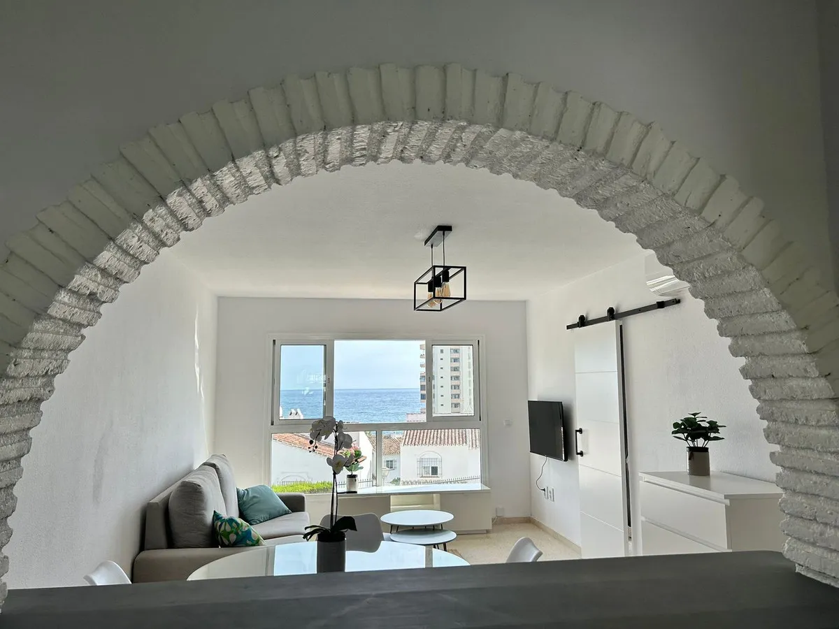 7780ba77-1ffc-43d4-92ce-2d77a91a7e76