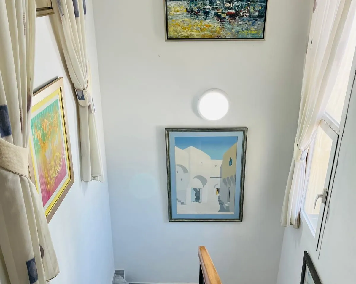 eef85687-0c3f-4e8e-b5db-7f6d2614808d