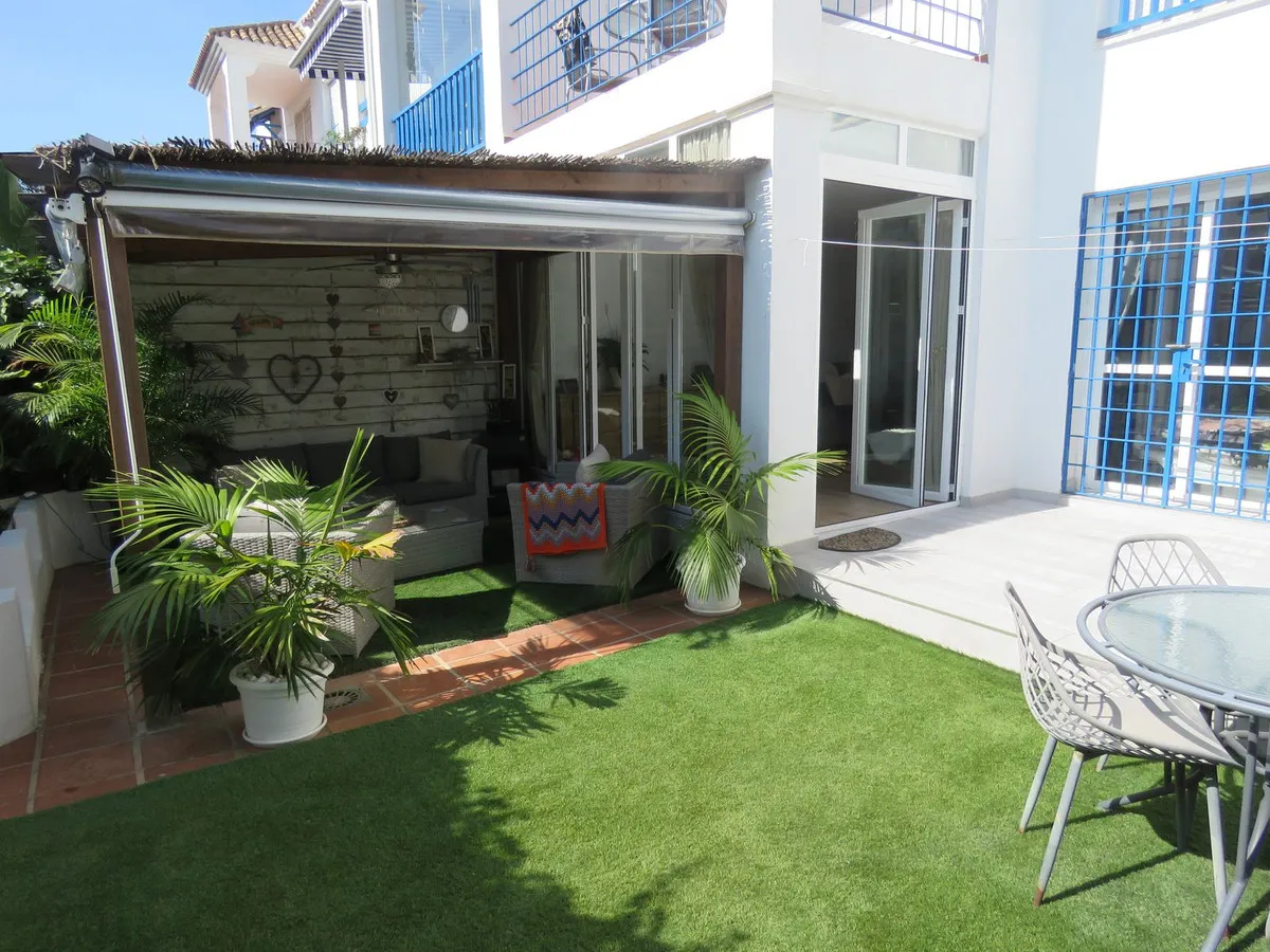 4d8a539a-72fe-4832-b2e6-b00d9a02febb