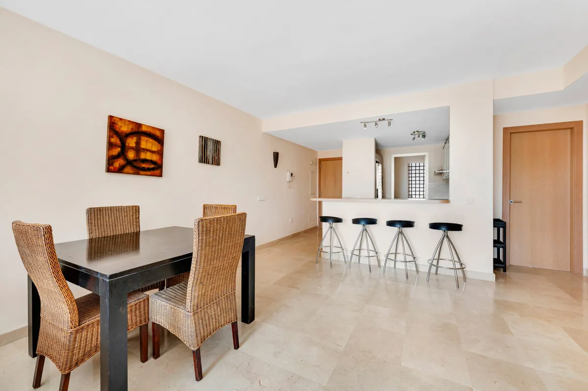 8a76f579-1a2c-488b-8651-c18d7ac51c76