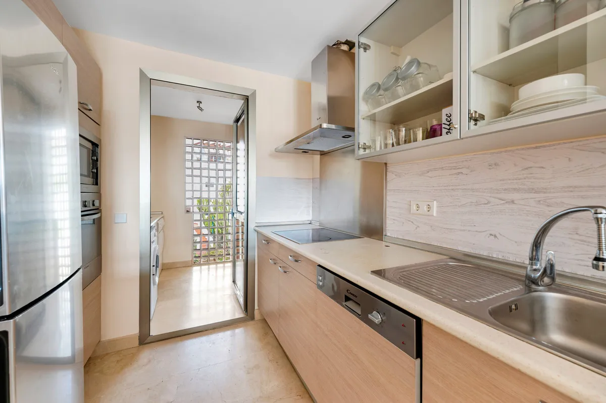 97bab142-2322-4201-ac6e-b50267757550