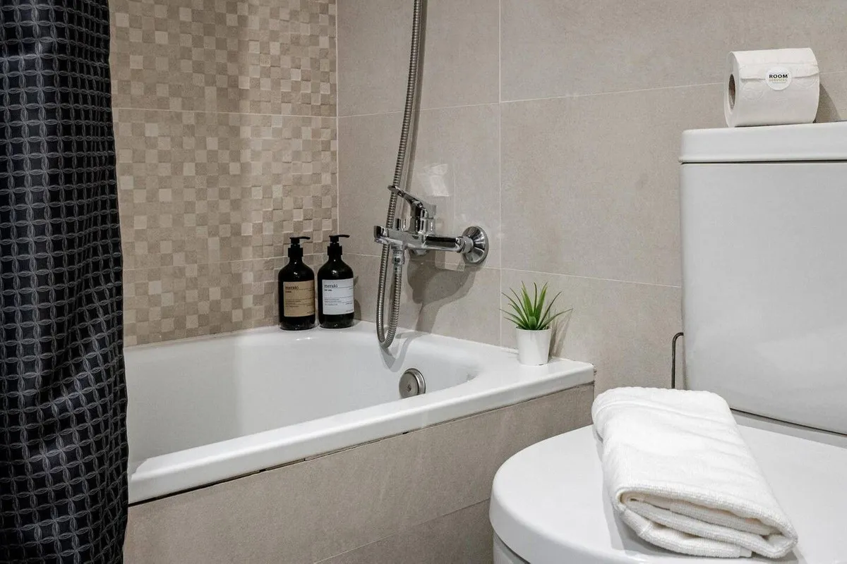 fb139d7b-4494-4bf4-b6ee-64febf2d3cc2