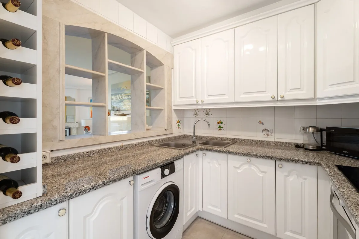 37888cf1-a529-4ecd-93f4-f5cb09c86ca0