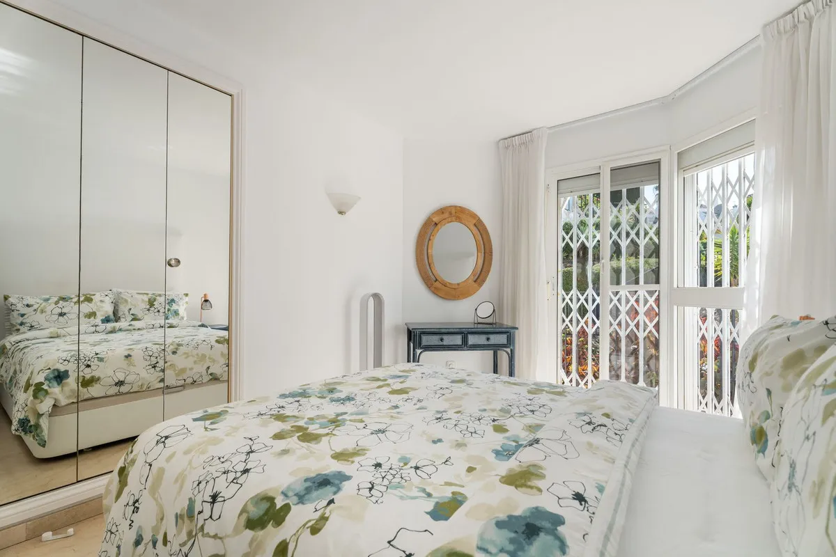 4d157cdc-db7a-49f4-a02a-9dc52a697d3f